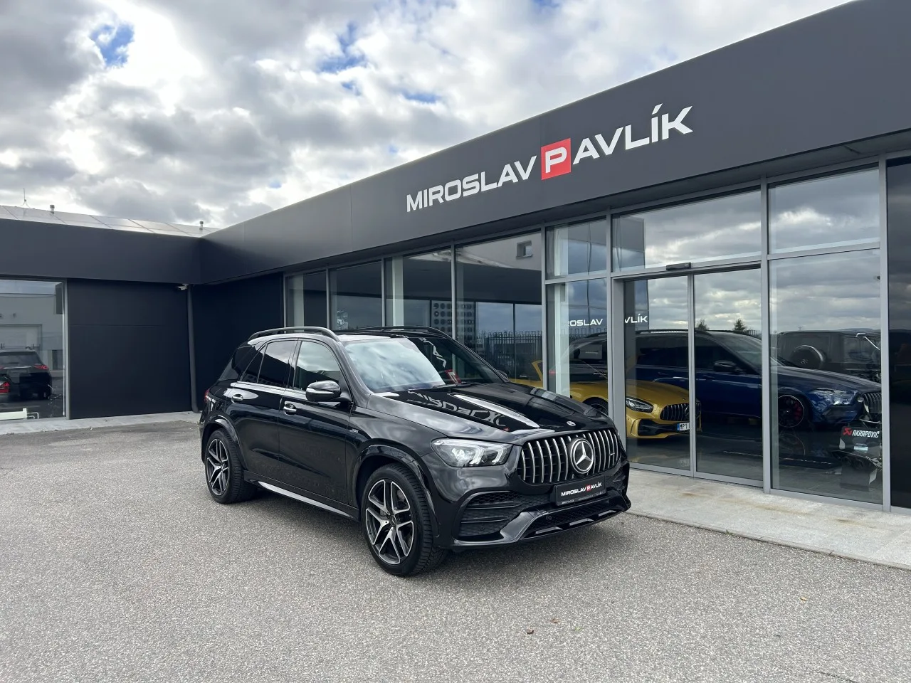 2022 Mercedes-AMG GLE 53 4MATIC+ offered by a specialist dealer in Písek, Czechia, main photo