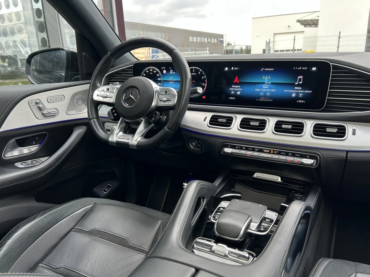 2022 Mercedes-AMG GLE 53 4MATIC+ proposée par un concessionnaire spécialisé à Písek, Tchéquie, photo 13 sur 30