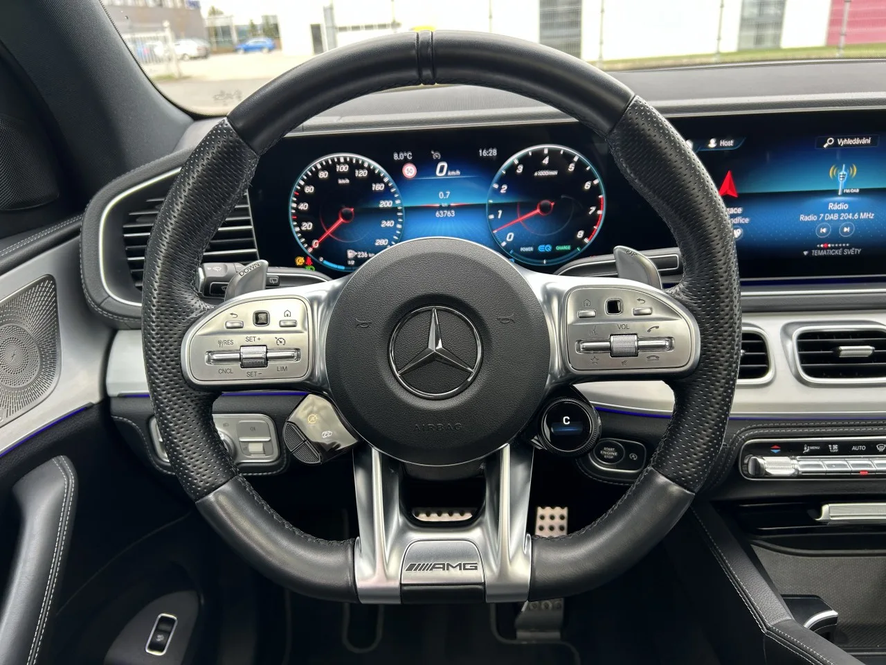 2022 Mercedes-AMG GLE 53 4MATIC+ proposée par un concessionnaire spécialisé à Písek, Tchéquie, photo 14 sur 30