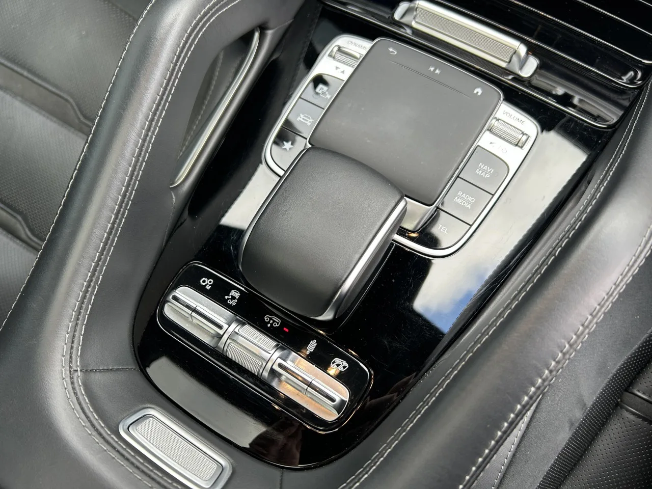2022 Mercedes-AMG GLE 53 4MATIC+ proposée par un concessionnaire spécialisé à Písek, Tchéquie, photo 26 sur 30