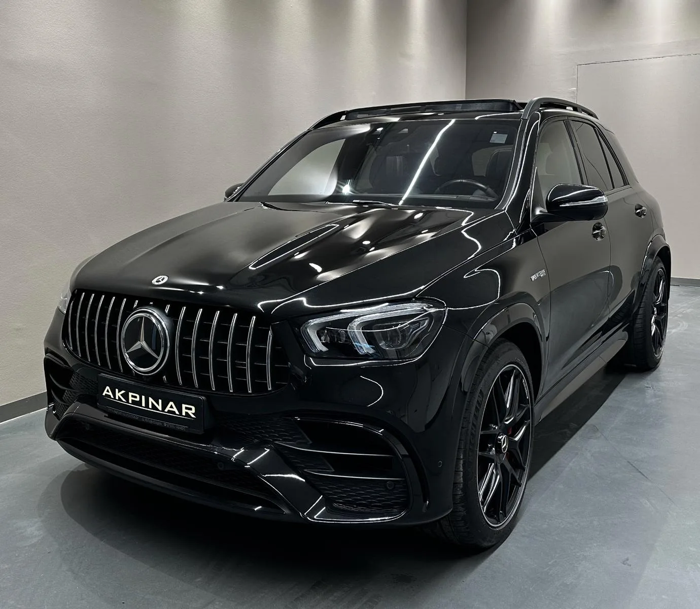 2022 Mercedes-AMG GLE 63 S proposée par un concessionnaire spécialisé à Holzgerlingen, Allemagne, photo principale