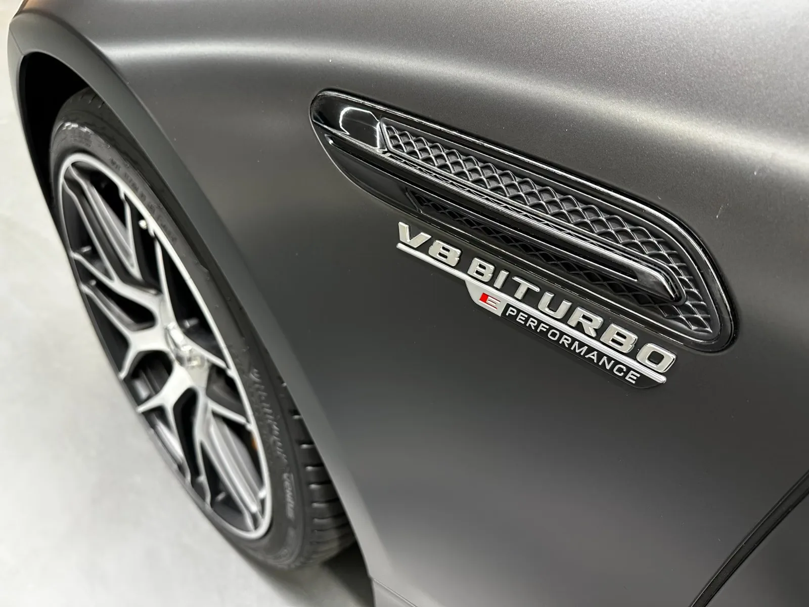 2022 Mercedes-AMG GT 63 S E Performance, 4/30