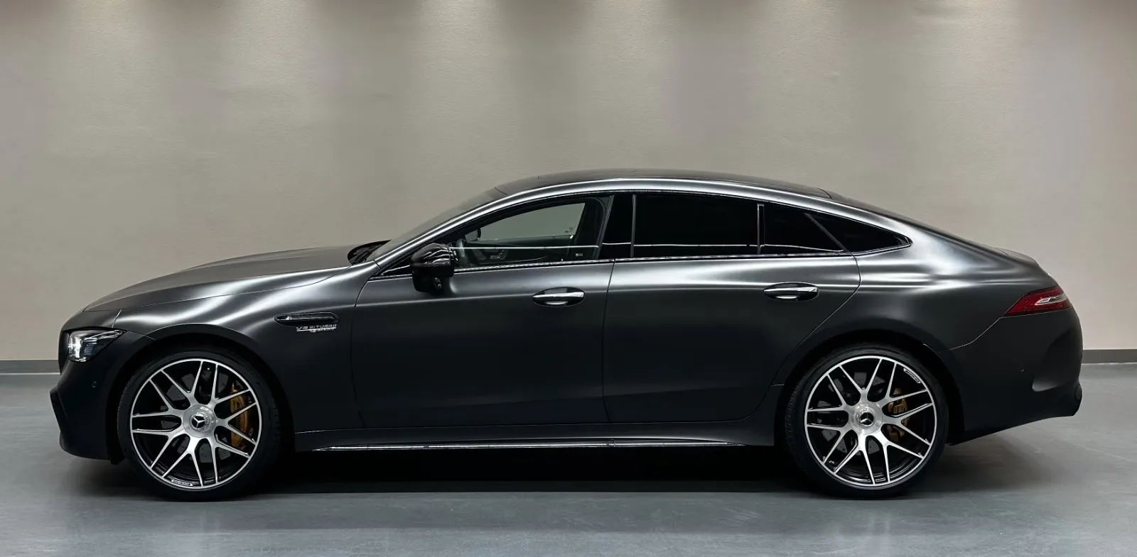 2022 Mercedes-AMG GT 63 S E Performance, 5/30