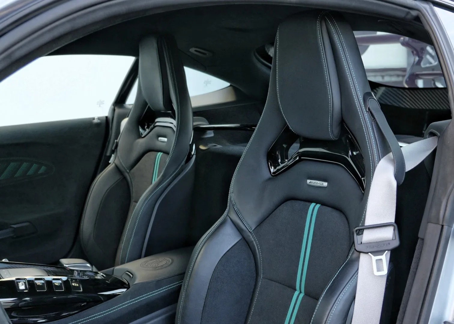 2022 Mercedes-AMG GT Black Series P One Edition, 2/28