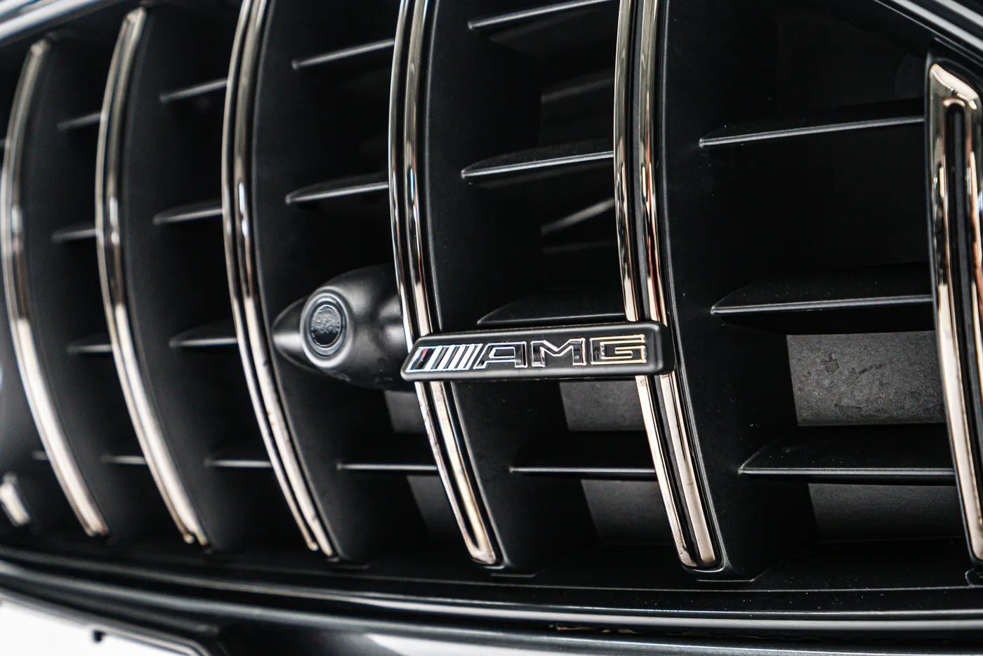 2022 Mercedes-AMG SL 63 4MATIC+ offered by a specialist dealer in Sengenthal, Germany, photo 14 of 25