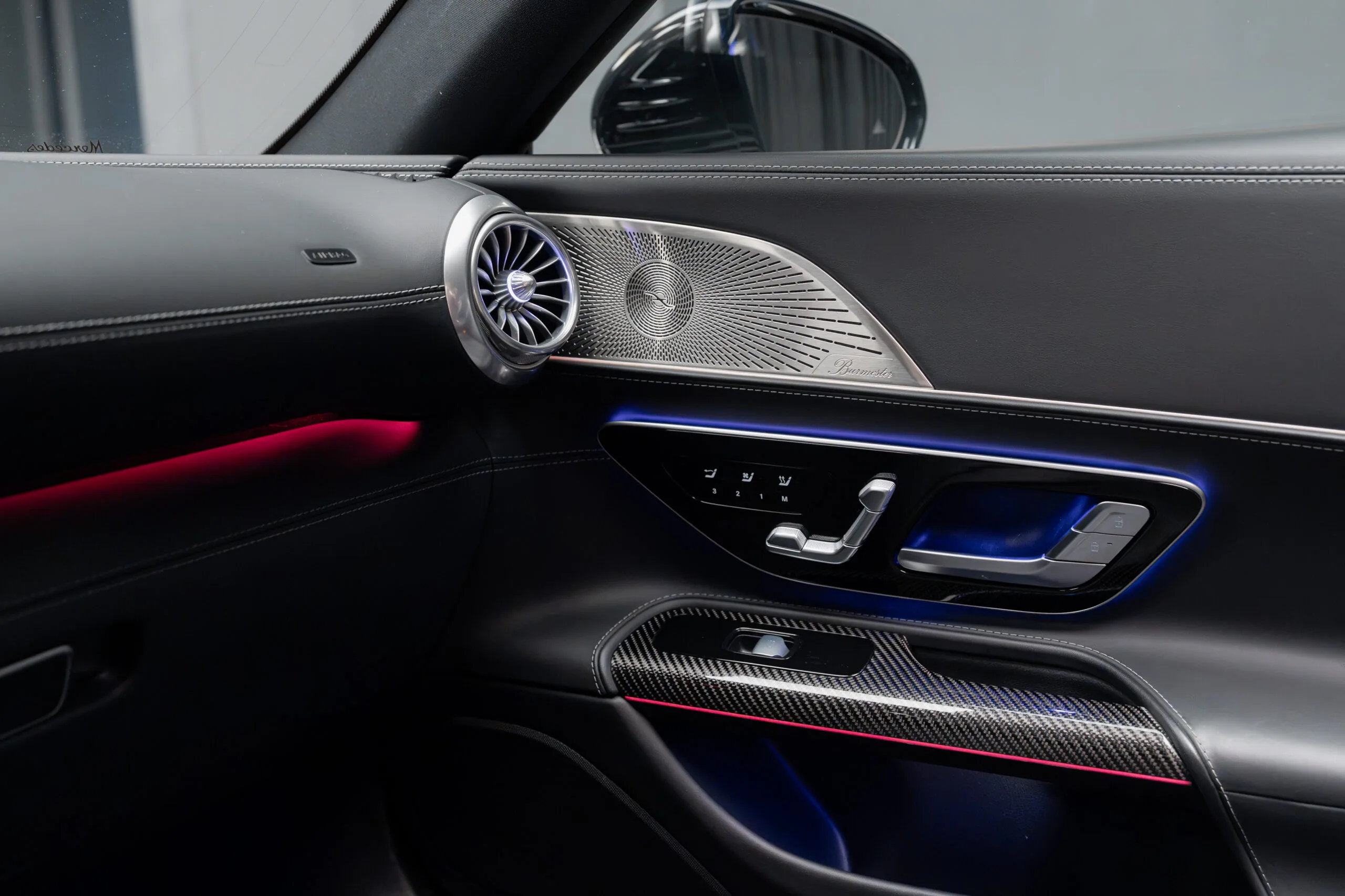 2022 Mercedes-AMG SL 63 4MATIC+, 18/30