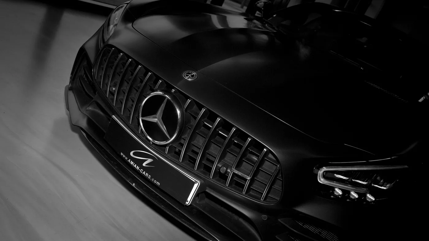 2022 Mercedes-Benz AMG GT R offered by a specialist dealer in Cologne, Germany, photo 7 of 24
