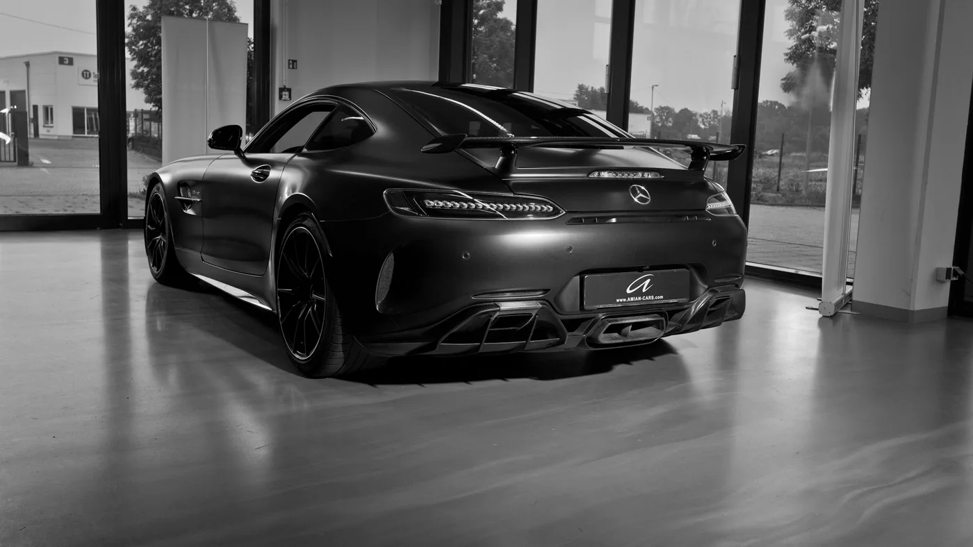2022 Mercedes-Benz AMG GT R offered by a specialist dealer in Cologne, Germany, photo 21 of 24