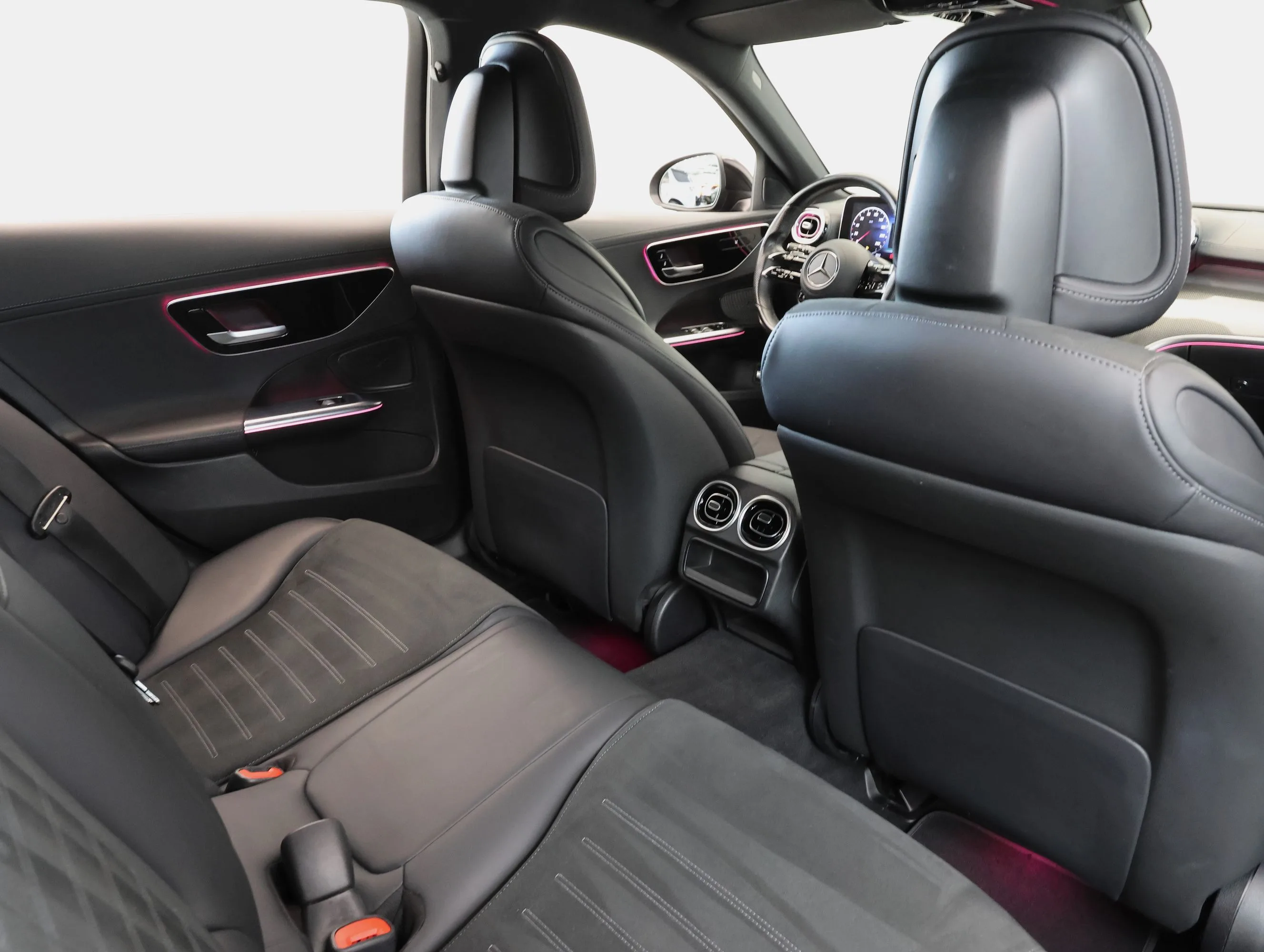 2022 Mercedes-Benz C 200 d Estate, Night package, 15/23