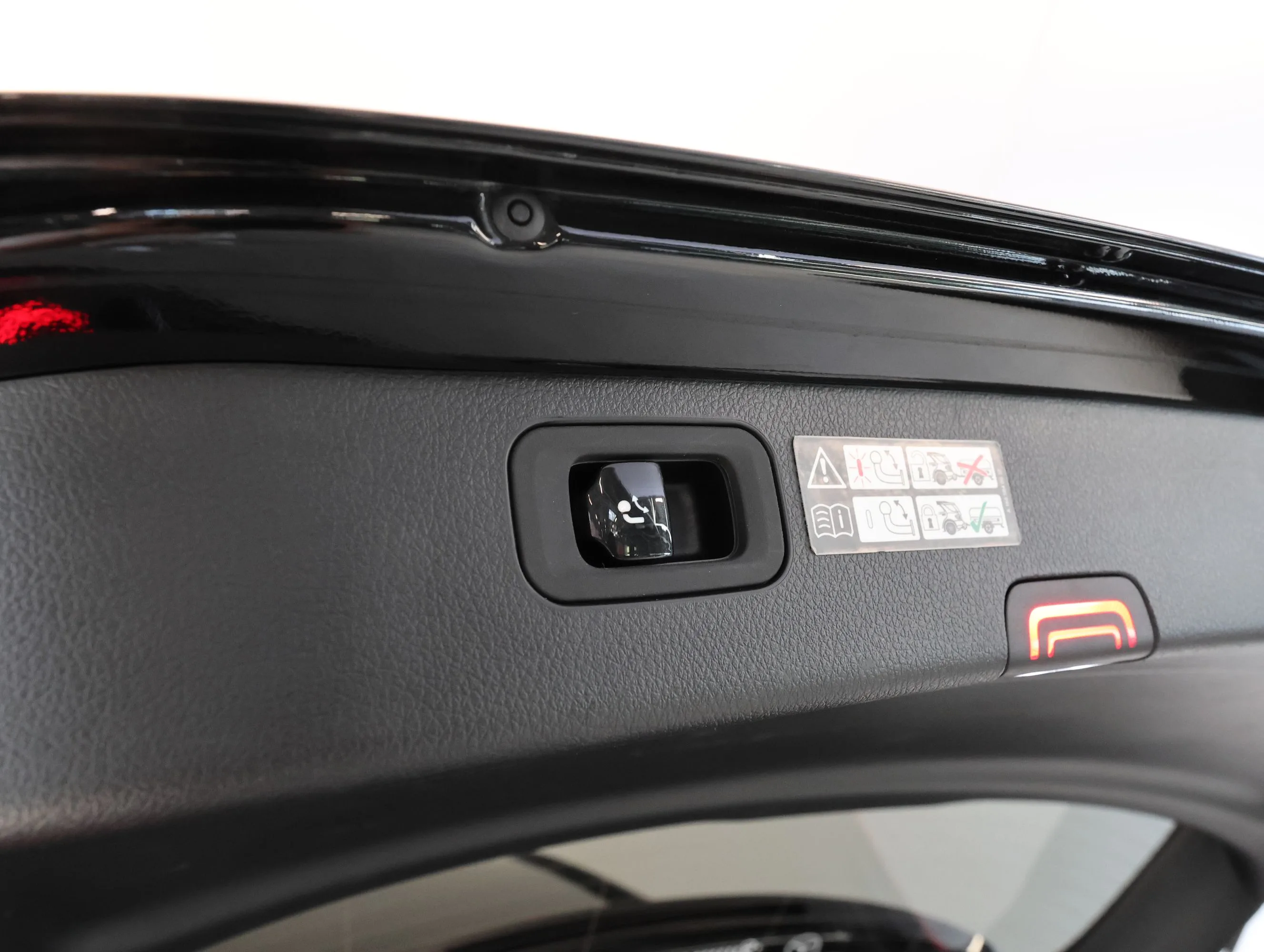 2022 Mercedes-Benz C 200 d Estate, Night package, 22/23