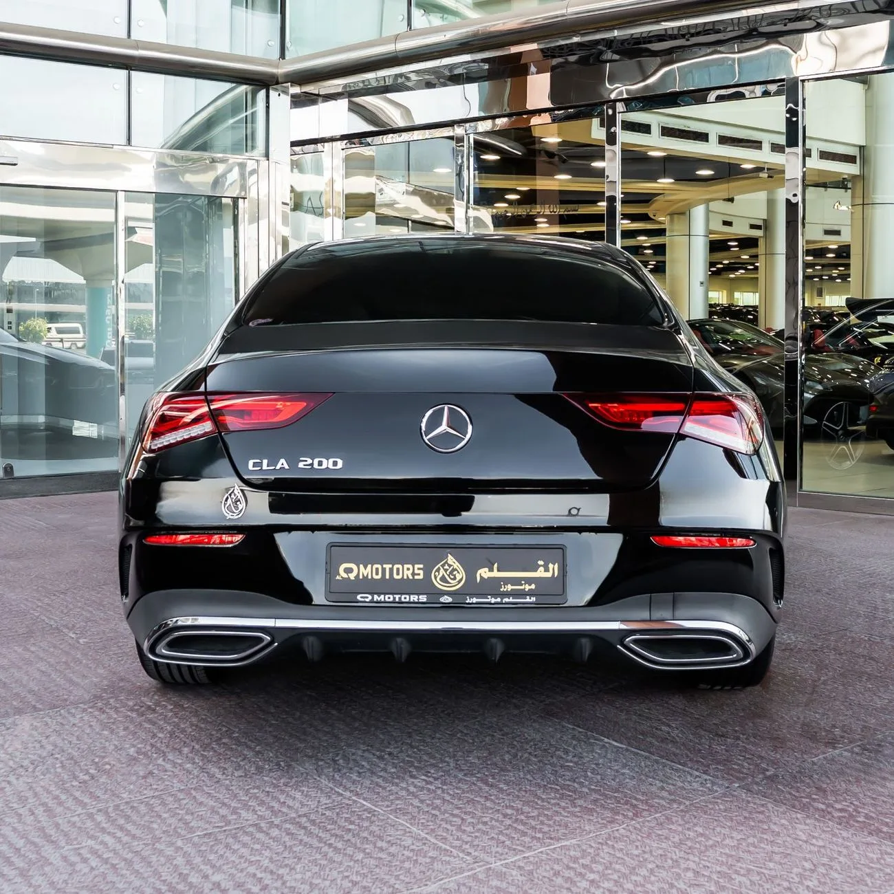 2022 Mercedes-Benz CLA 220 angeboten von einem Fachhändler in Dubai, Vereinigte Arabische Emirate, Foto 4 von 15