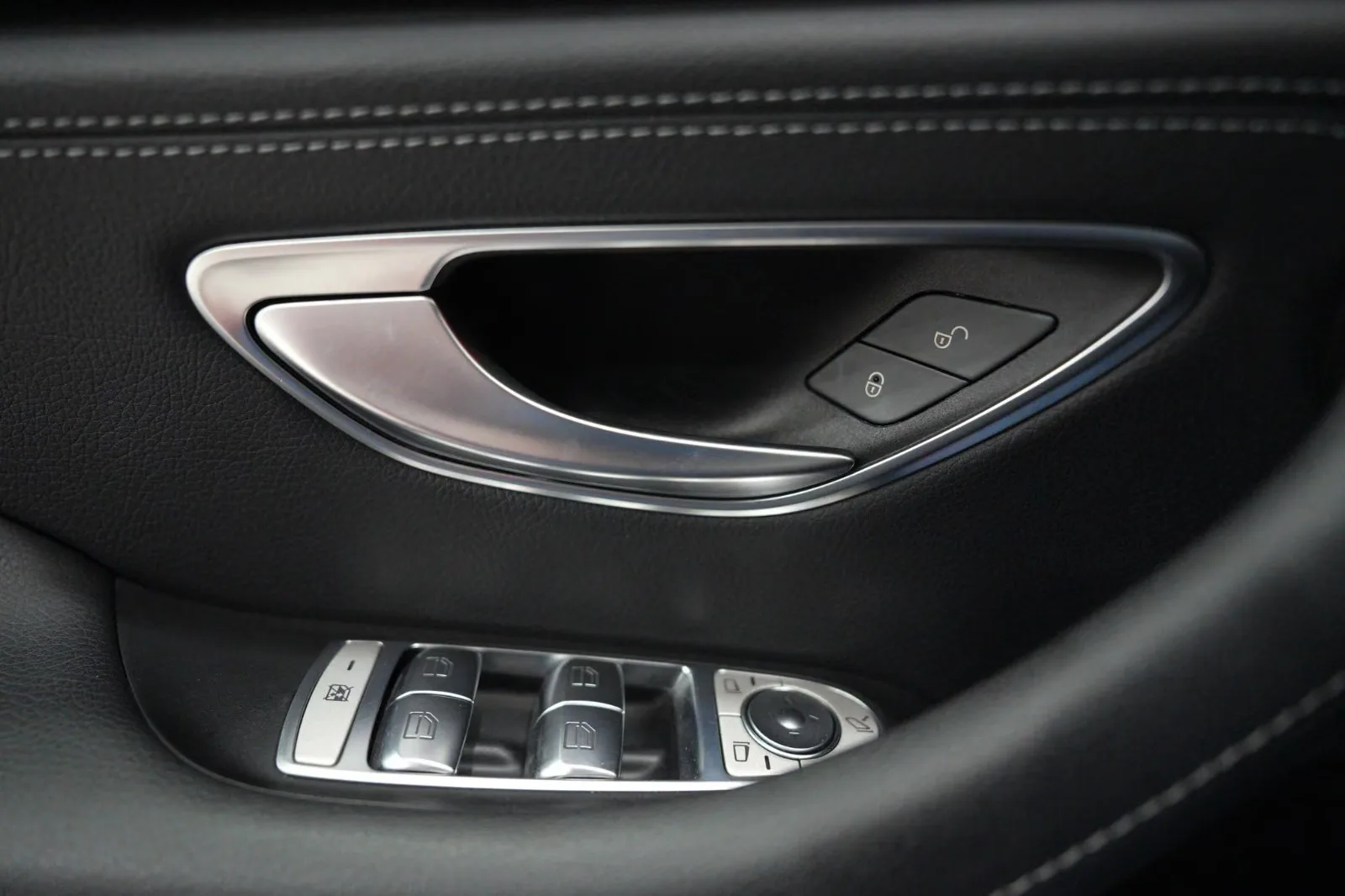 2022 Mercedes-Benz CLS 220 d Avantgarde, 25/28