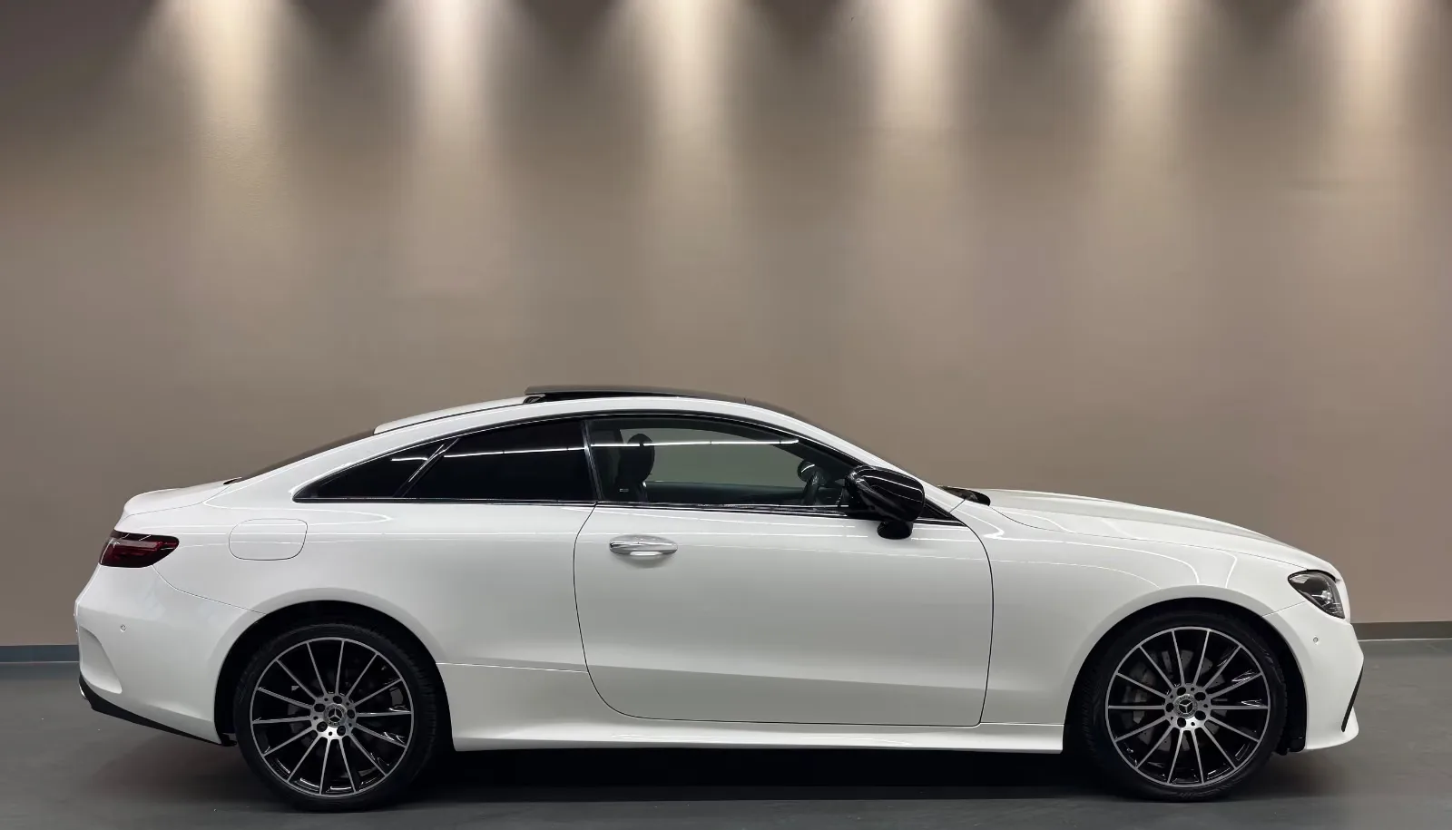 2022 Mercedes-Benz E 300 Coupé, AMG Line, 6/19