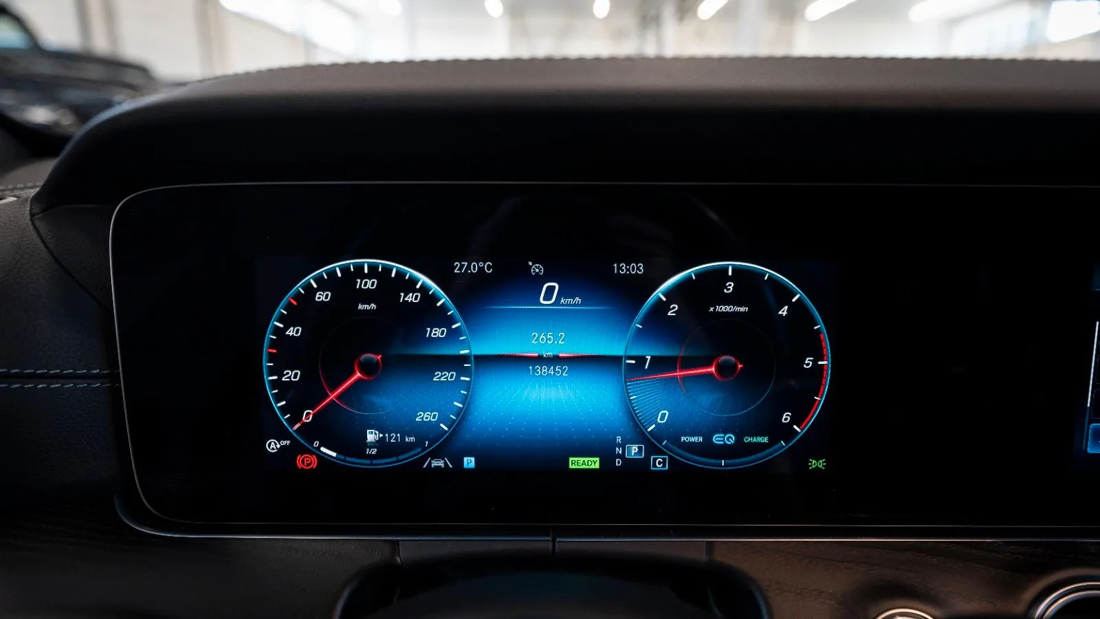 2022 Mercedes-Benz E 300 d 4MATIC, AMG Line, 10/13