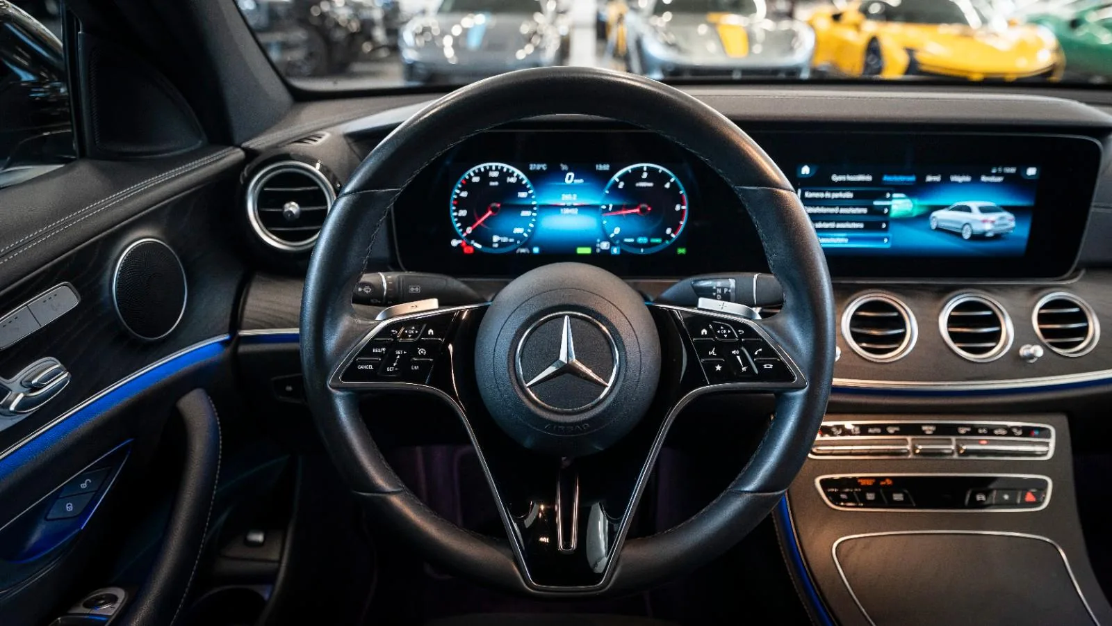 2022 Mercedes-Benz E 300 d 4MATIC, AMG Line, 9/13