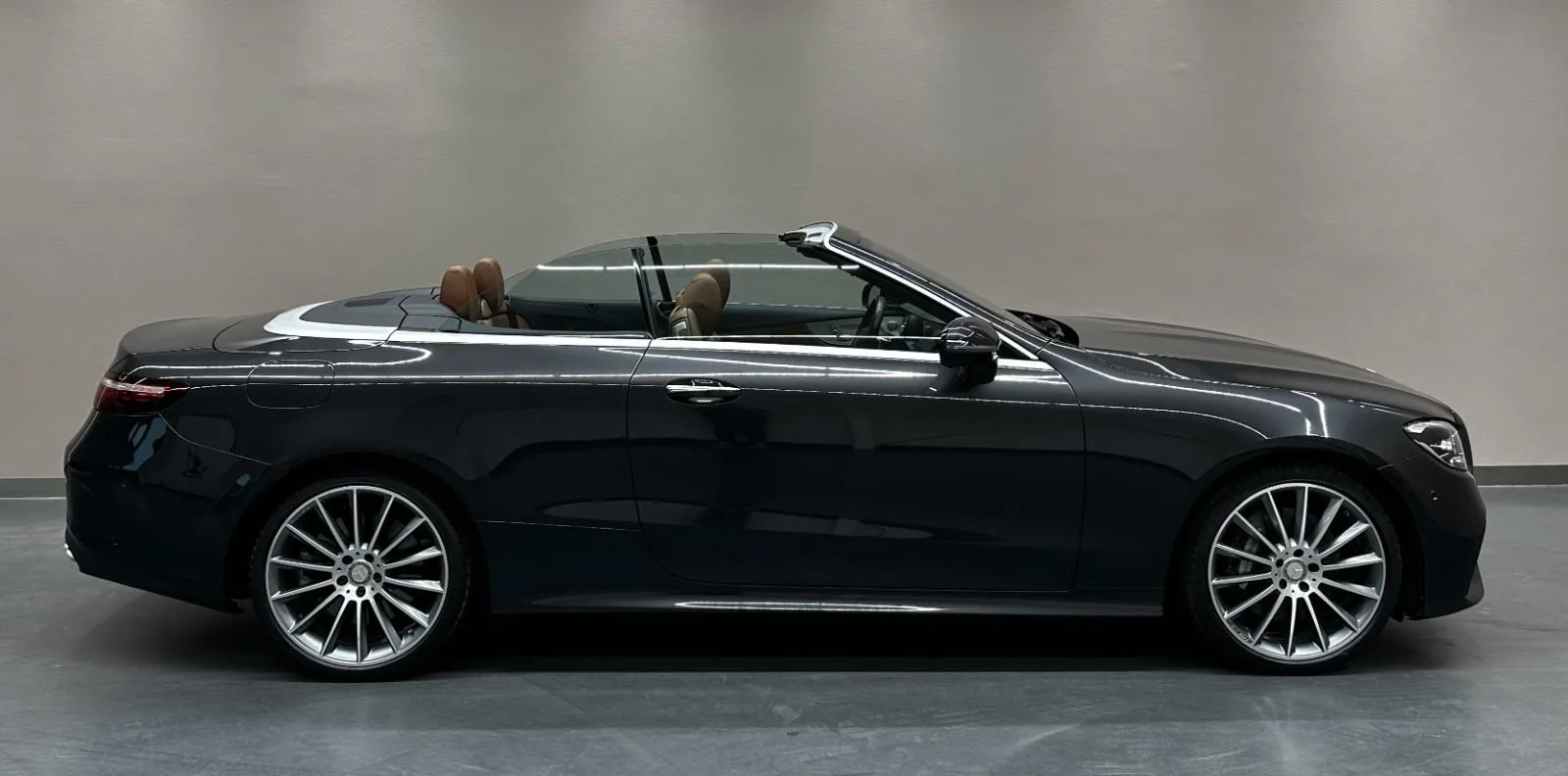 2022 Mercedes-Benz E 450 4MATIC, Cabriolet, AMG Line, 10/26