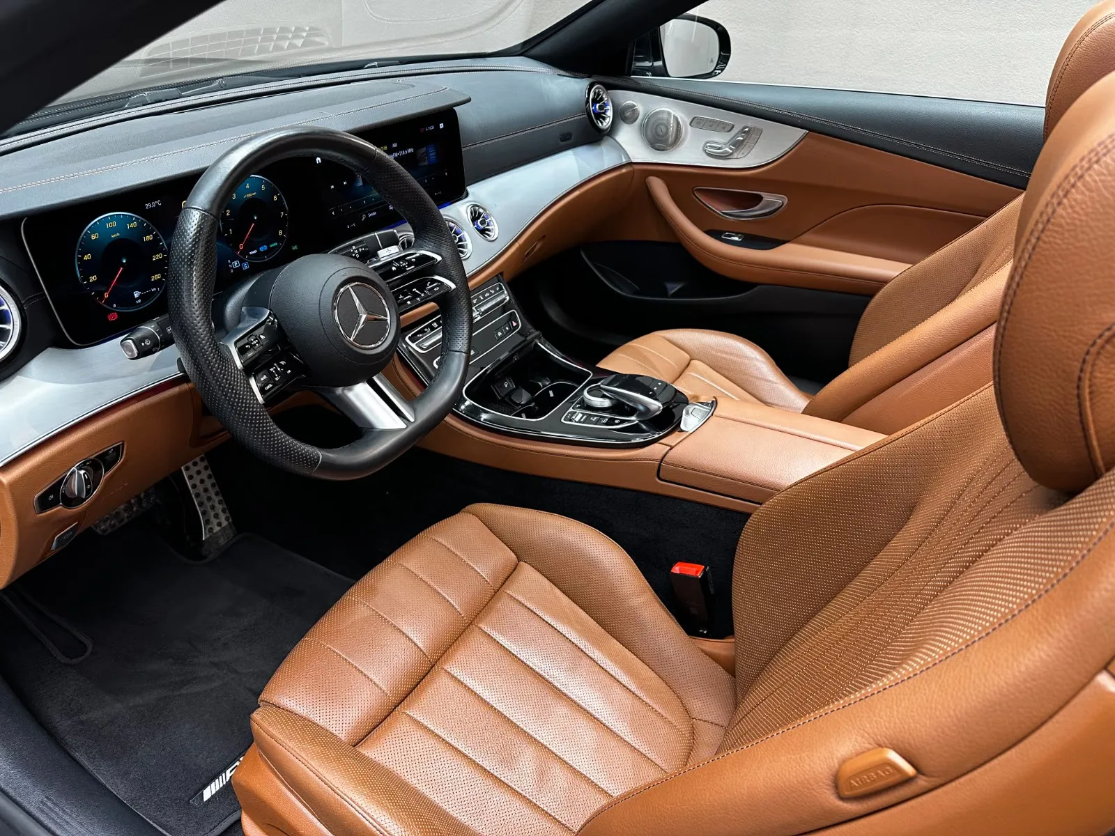 2022 Mercedes-Benz E 450 4MATIC, Cabriolet, AMG Line, 12/26