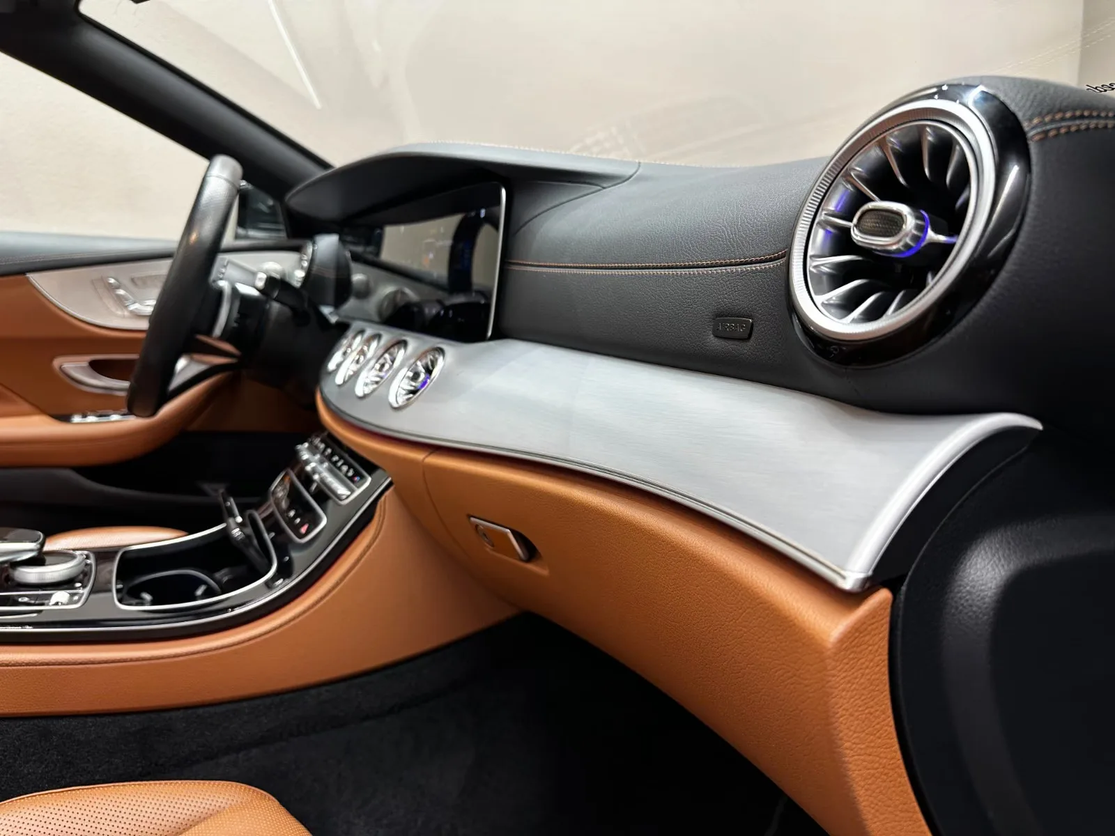 2022 Mercedes-Benz E 450 4MATIC, Cabriolet, AMG Line, 22/26
