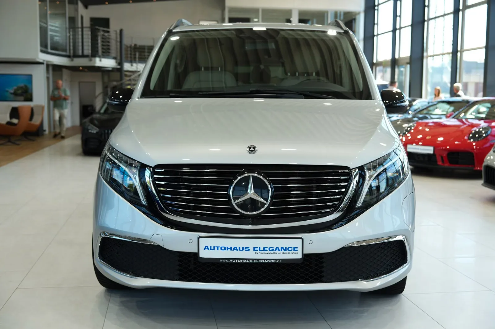 2022 Mercedes-Benz EQV 300 Long, 7/28