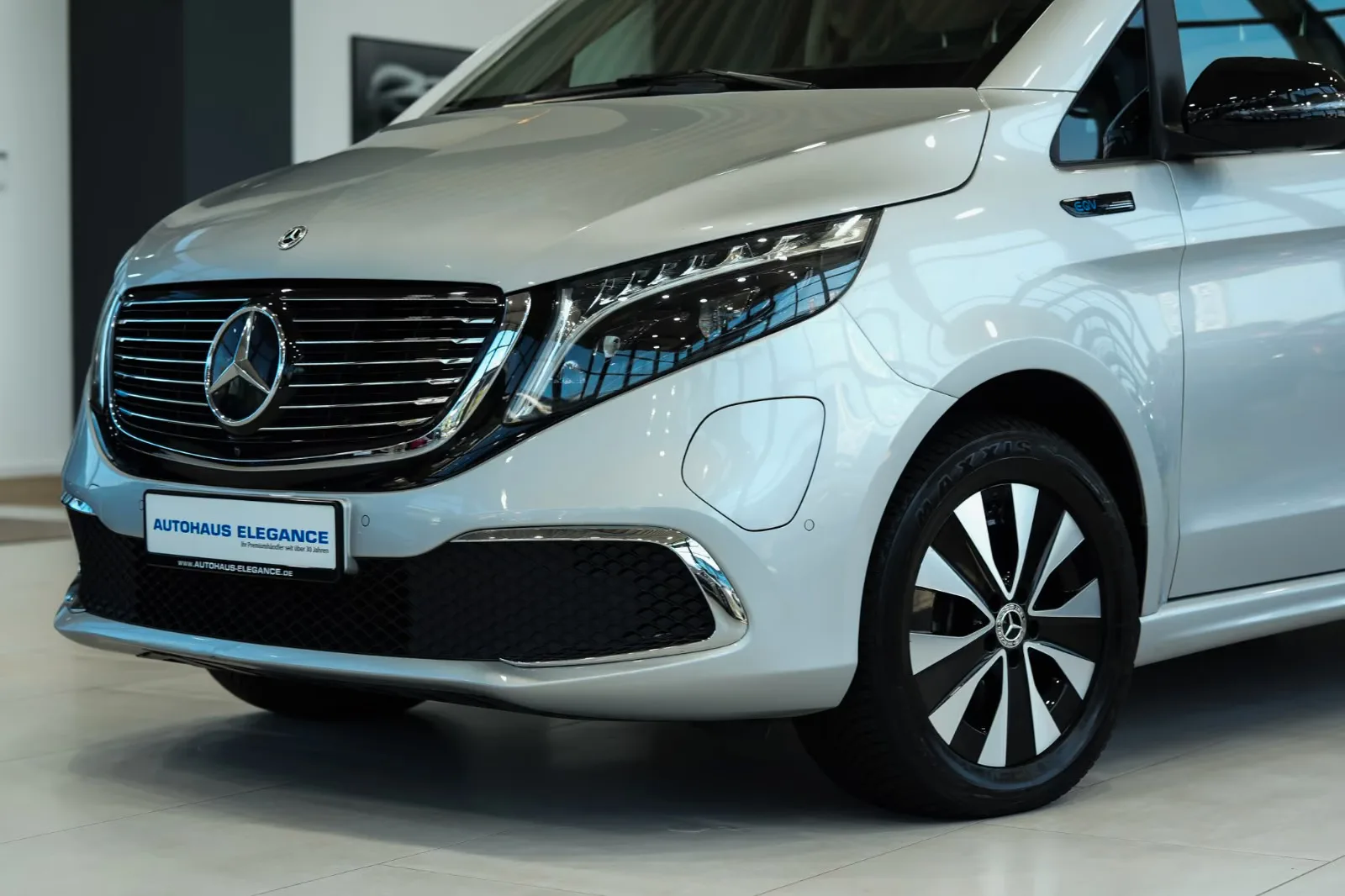 2022 Mercedes-Benz EQV 300 Long, 9/28