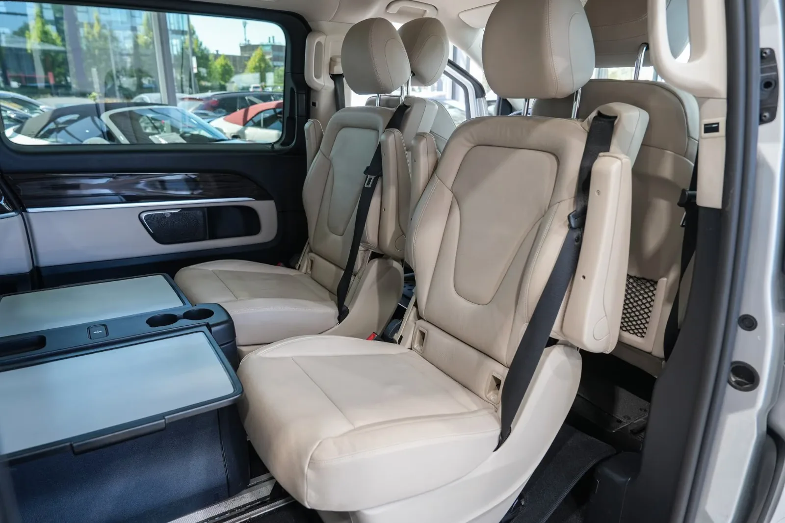 2022 Mercedes-Benz EQV 300 Long, 12/28