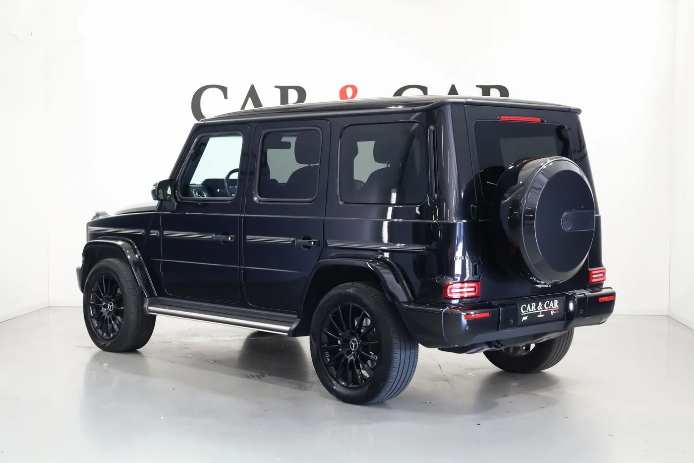 2022 Mercedes-Benz G 400 d AMG Line offered by a supercar dealer in Zibido San Giacomo, Italy, photo 2 of 24