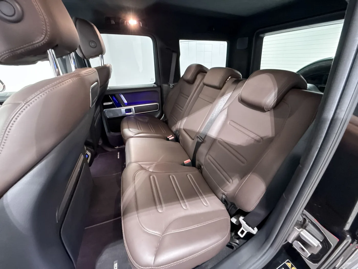 2022 Mercedes-Benz G 400 d AMG Line offered by a supercar dealer in Zibido San Giacomo, Italy, photo 16 of 24