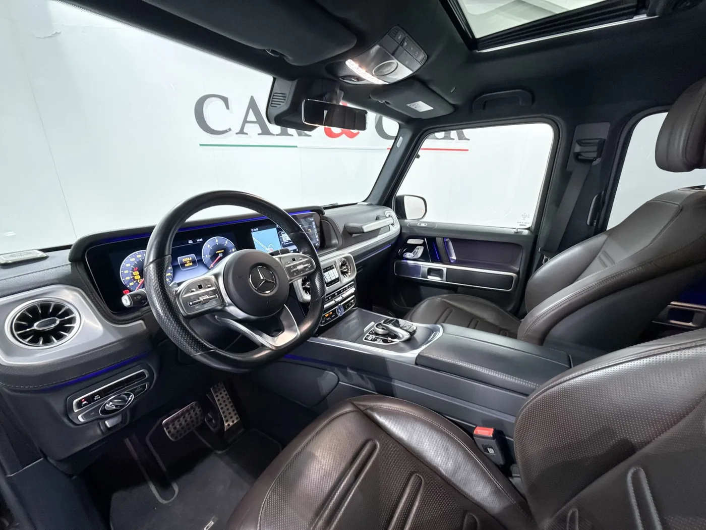 2022 Mercedes-Benz G 400 d AMG Line offered by a supercar dealer in Zibido San Giacomo, Italy, photo 23 of 24