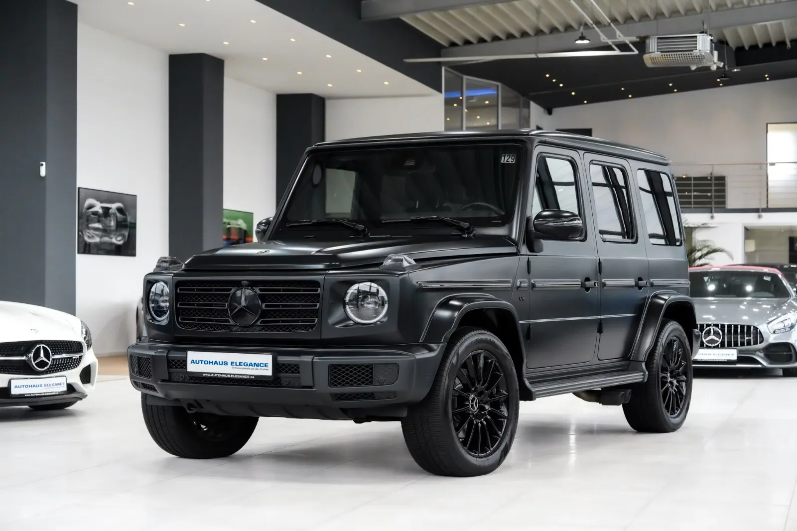 2022 Mercedes-Benz G 500 AMG Line angeboten von einem Fachhändler in Köln, Deutschland, Hauptfoto