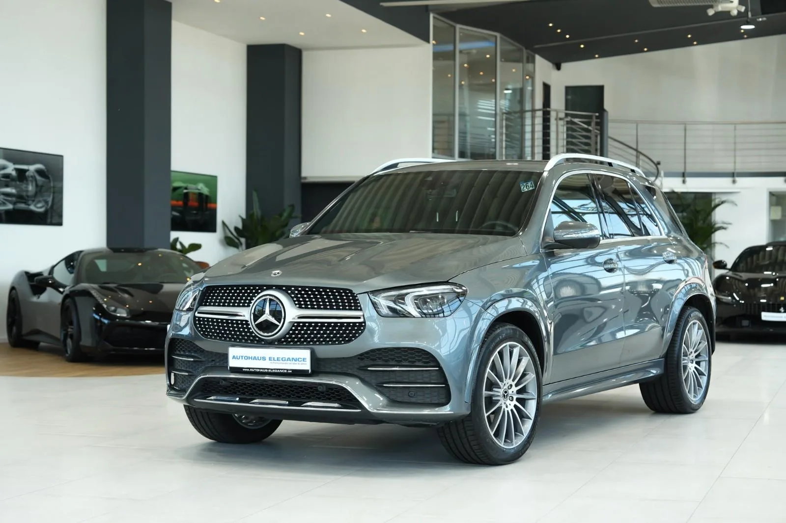 2022 Mercedes-Benz GLE 300 d 4MATIC, AMG Line angeboten von einem Fachhändler in Köln, Deutschland, Hauptfoto