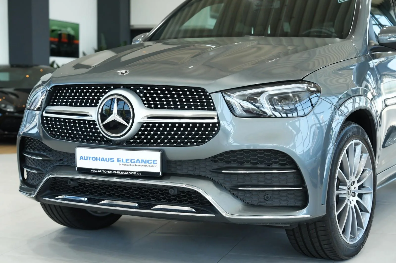 2022 Mercedes-Benz GLE 300 d 4MATIC, AMG Line, 8/22
