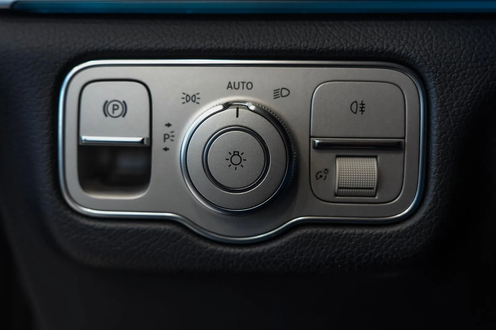 2022 Mercedes-Benz GLE 300 d 4MATIC, AMG Line, 20/22