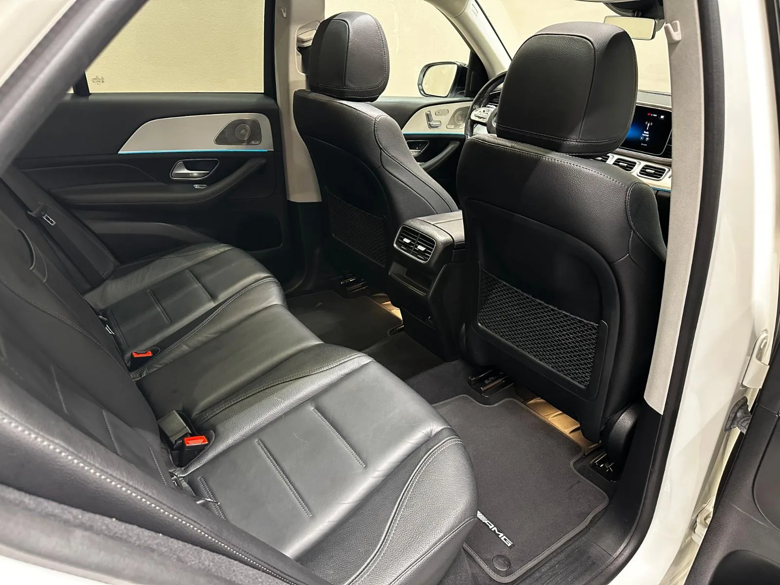 2022 Mercedes-Benz GLE 350 de 4MATIC, AMG Line, Night package, 19/27