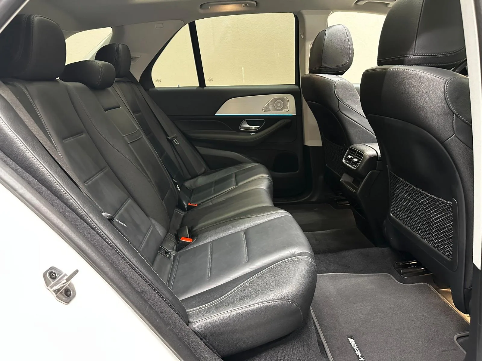 2022 Mercedes-Benz GLE 350 de 4MATIC, AMG Line, Night package, 20/27