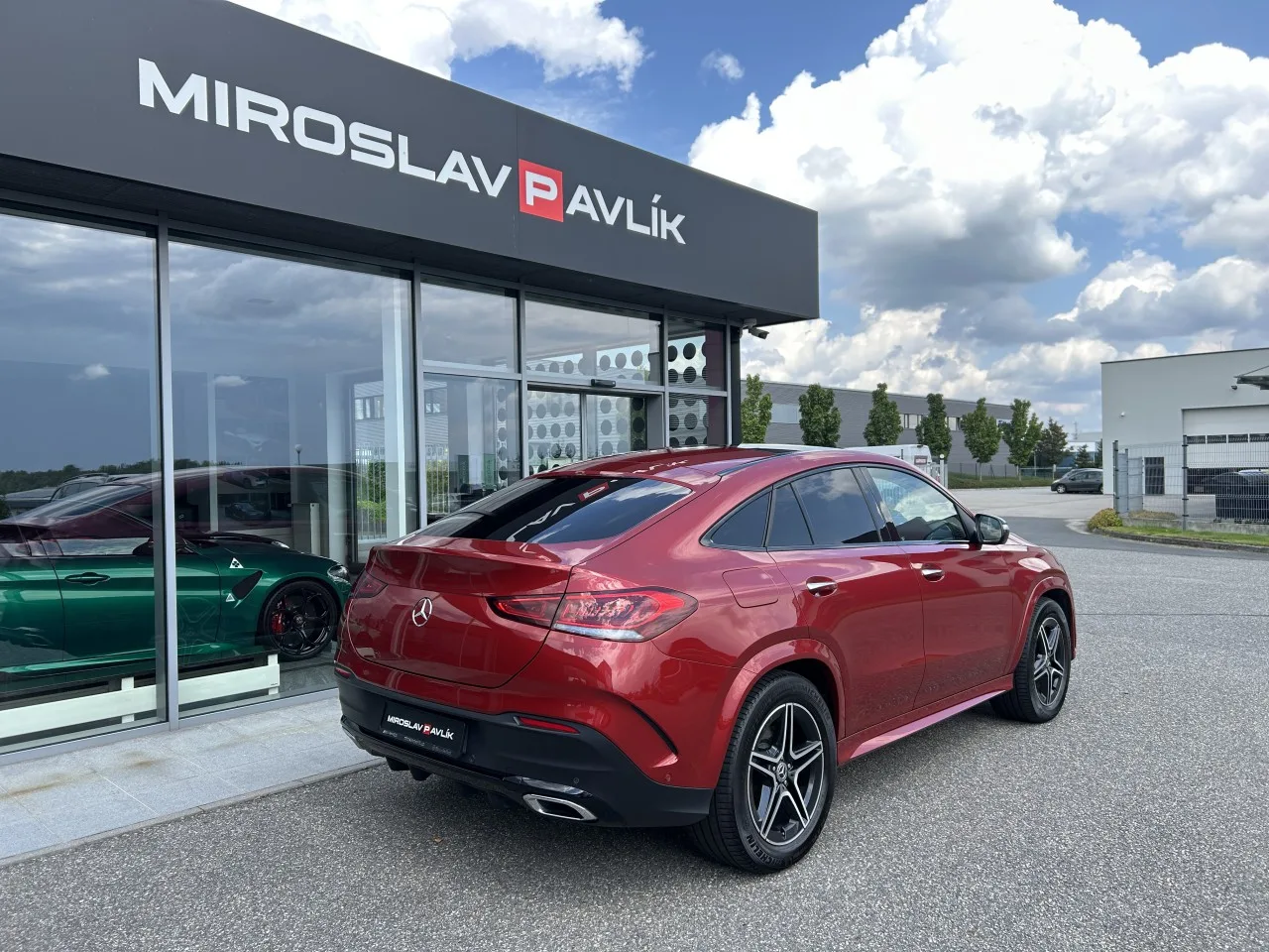 2022 Mercedes-Benz GLE 400 d 4MATIC, Coupé, AMG Line offered by a specialist dealer in Písek, Czechia, photo 5 of 36