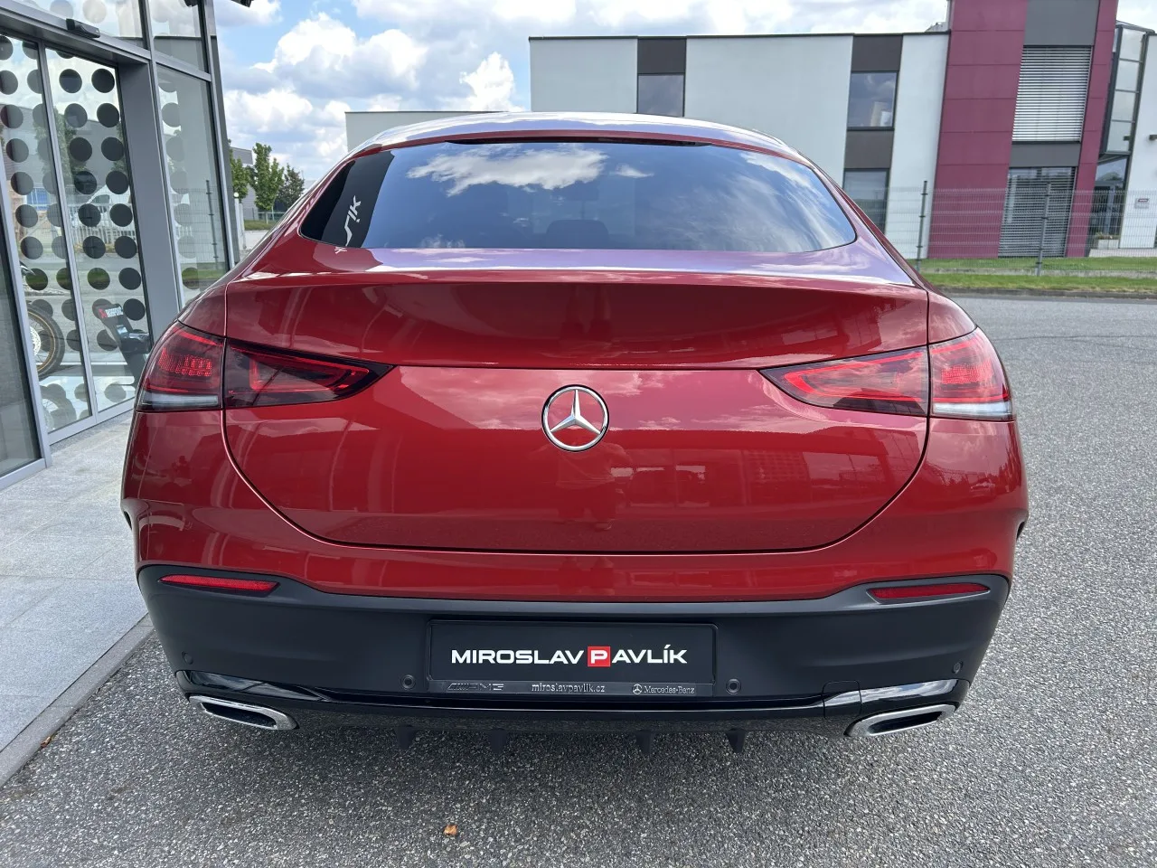 2022 Mercedes-Benz GLE 400 d 4MATIC, Coupé, AMG Line offered by a specialist dealer in Písek, Czechia, photo 6 of 36