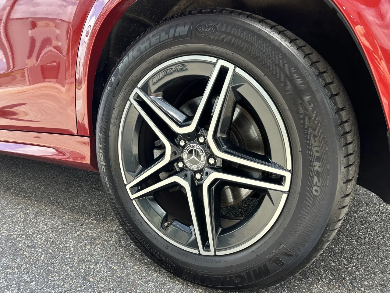 2022 Mercedes-Benz GLE 400 d 4MATIC, Coupé, AMG Line offered by a specialist dealer in Písek, Czechia, photo 11 of 36