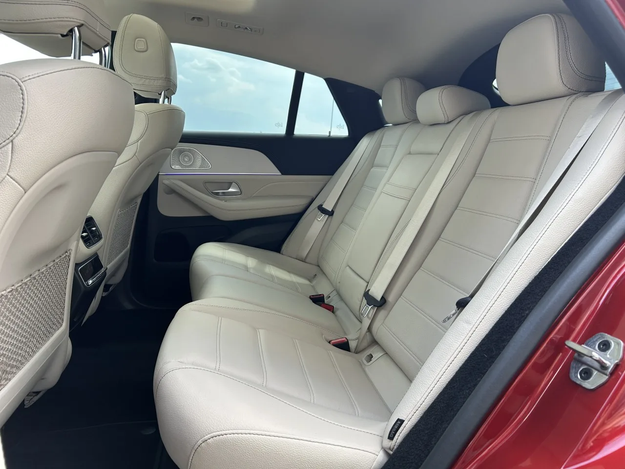 2022 Mercedes-Benz GLE 400 d 4MATIC, Coupé, AMG Line offered by a specialist dealer in Písek, Czechia, photo 30 of 36