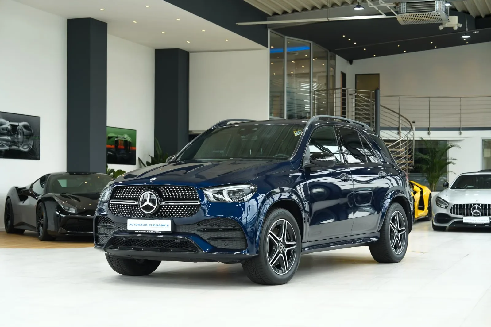 2022 Mercedes-Benz GLE 400 d AMG Line angeboten von einem Fachhändler in Köln, Deutschland, Hauptfoto