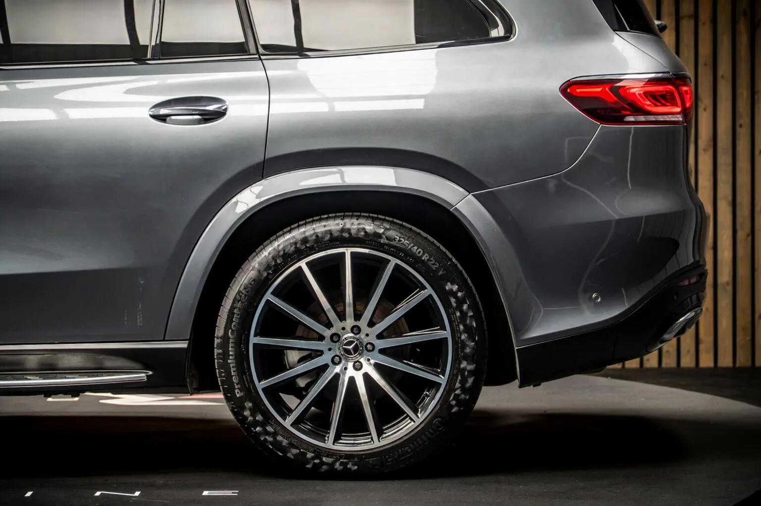 2022 Mercedes-Benz GLS 400 d Night Edition, 17/30