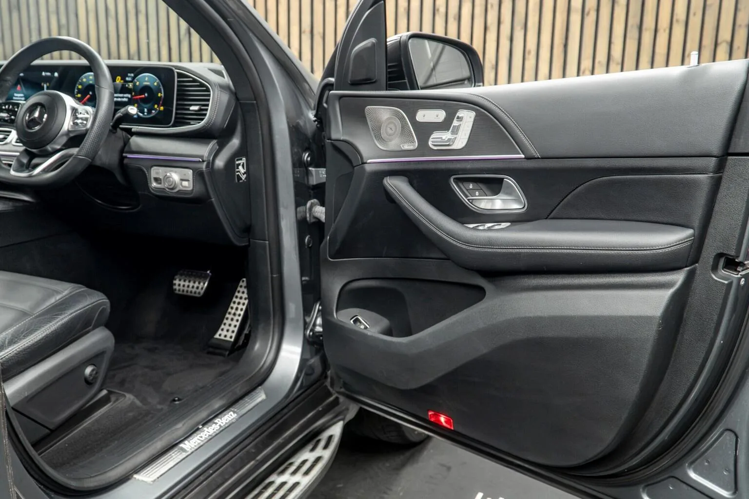 2022 Mercedes-Benz GLS 400 d Night Edition, 29/30