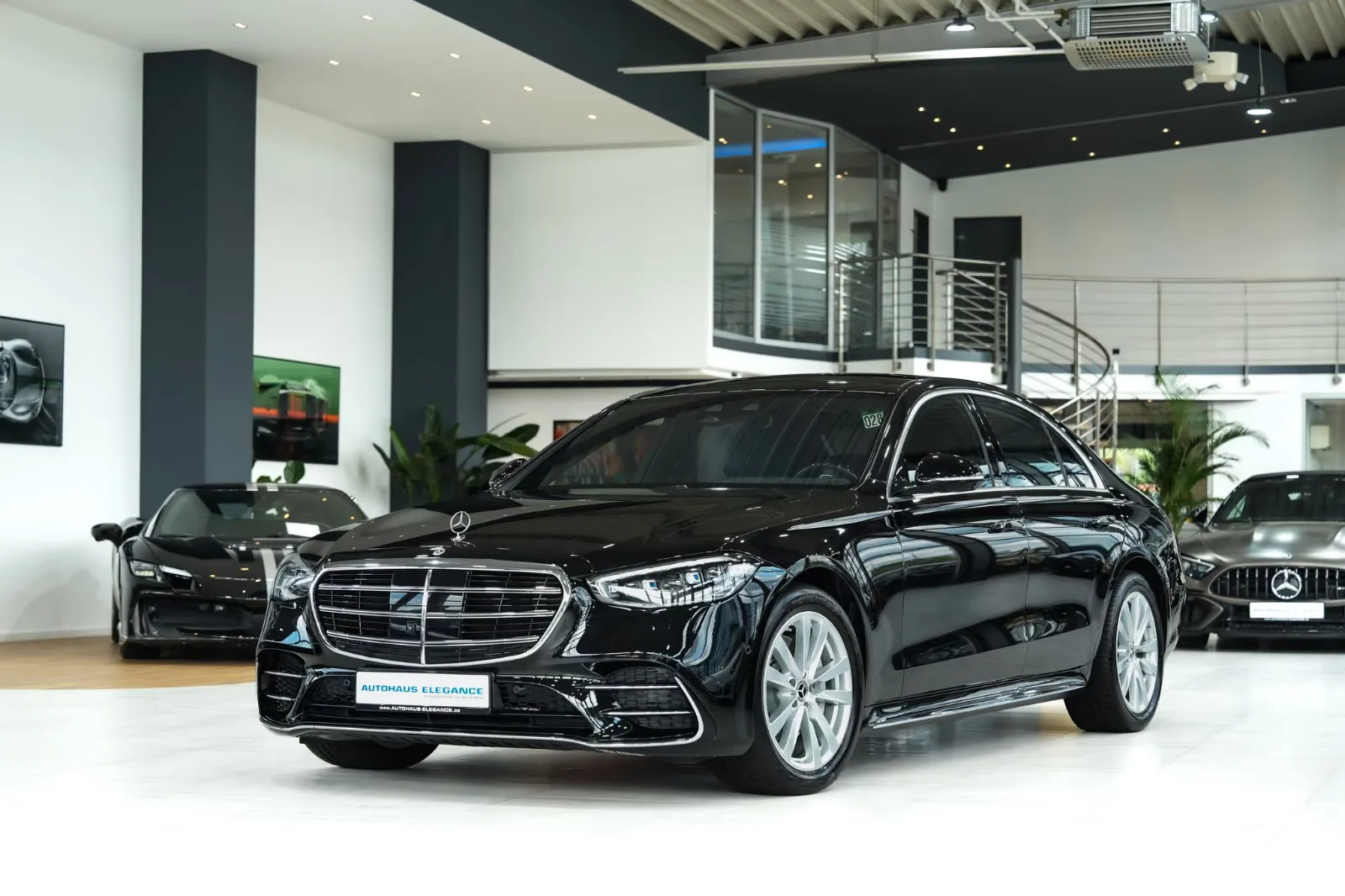 2022 Mercedes-Benz S 500 4MATIC, AMG Line angeboten von einem Fachhändler in Köln, Deutschland, Hauptfoto