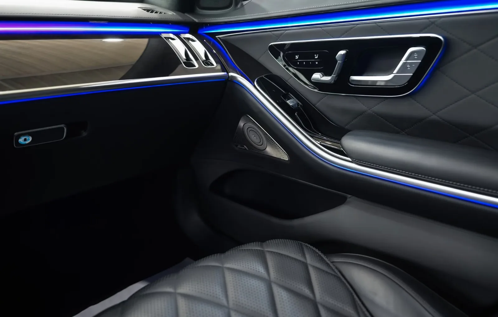 2022 Mercedes-Benz S 500 4MATIC, AMG Line, 16/30