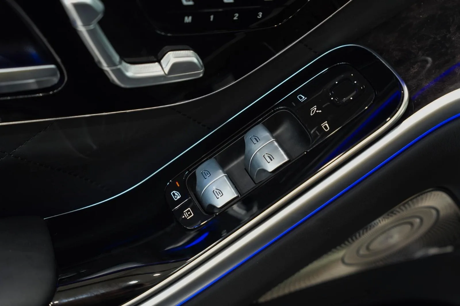 2022 Mercedes-Benz S 500 4MATIC, AMG Line, 29/30