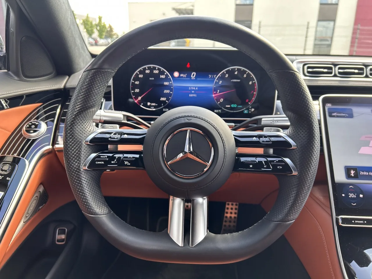 2022 Mercedes-Benz S 580 4MATIC, long proposée par un concessionnaire spécialisé à Písek, Tchéquie, photo 14 sur 40