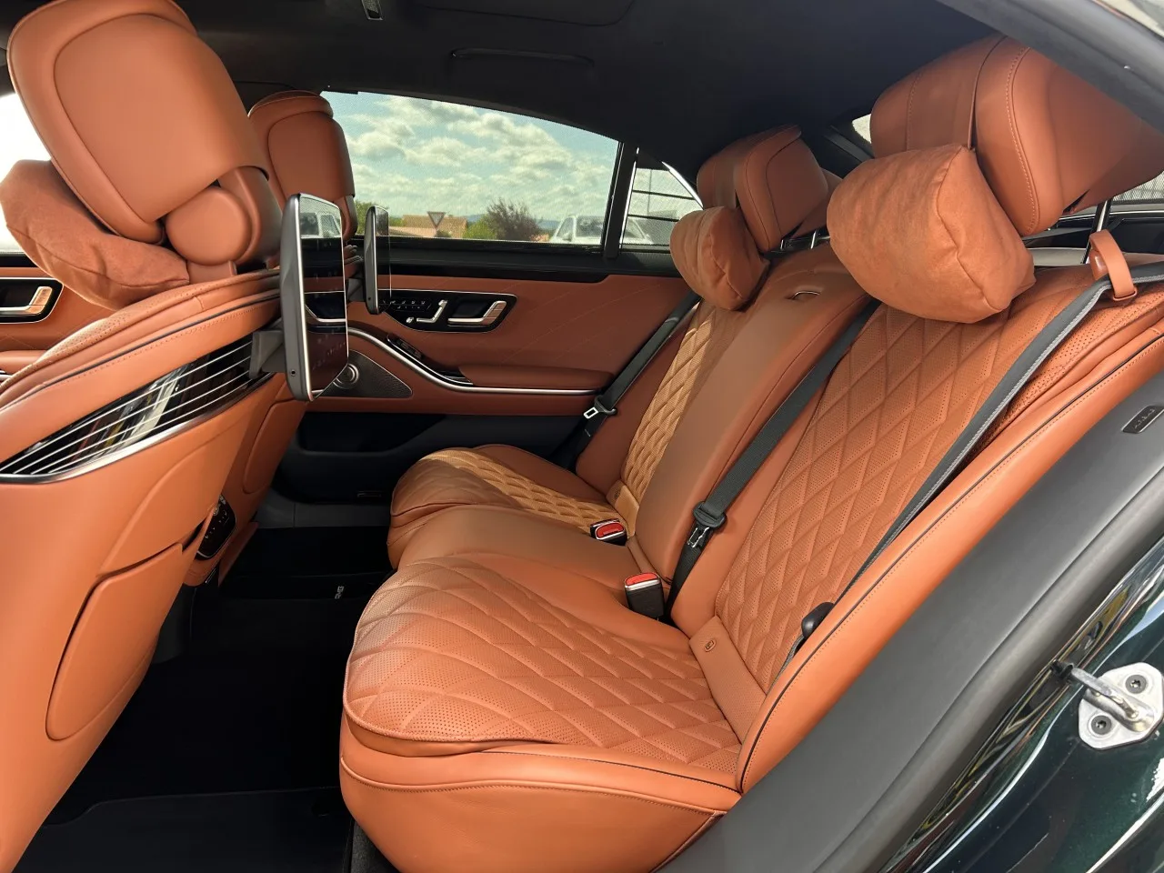 2022 Mercedes-Benz S 580 4MATIC, long proposée par un concessionnaire spécialisé à Písek, Tchéquie, photo 28 sur 40