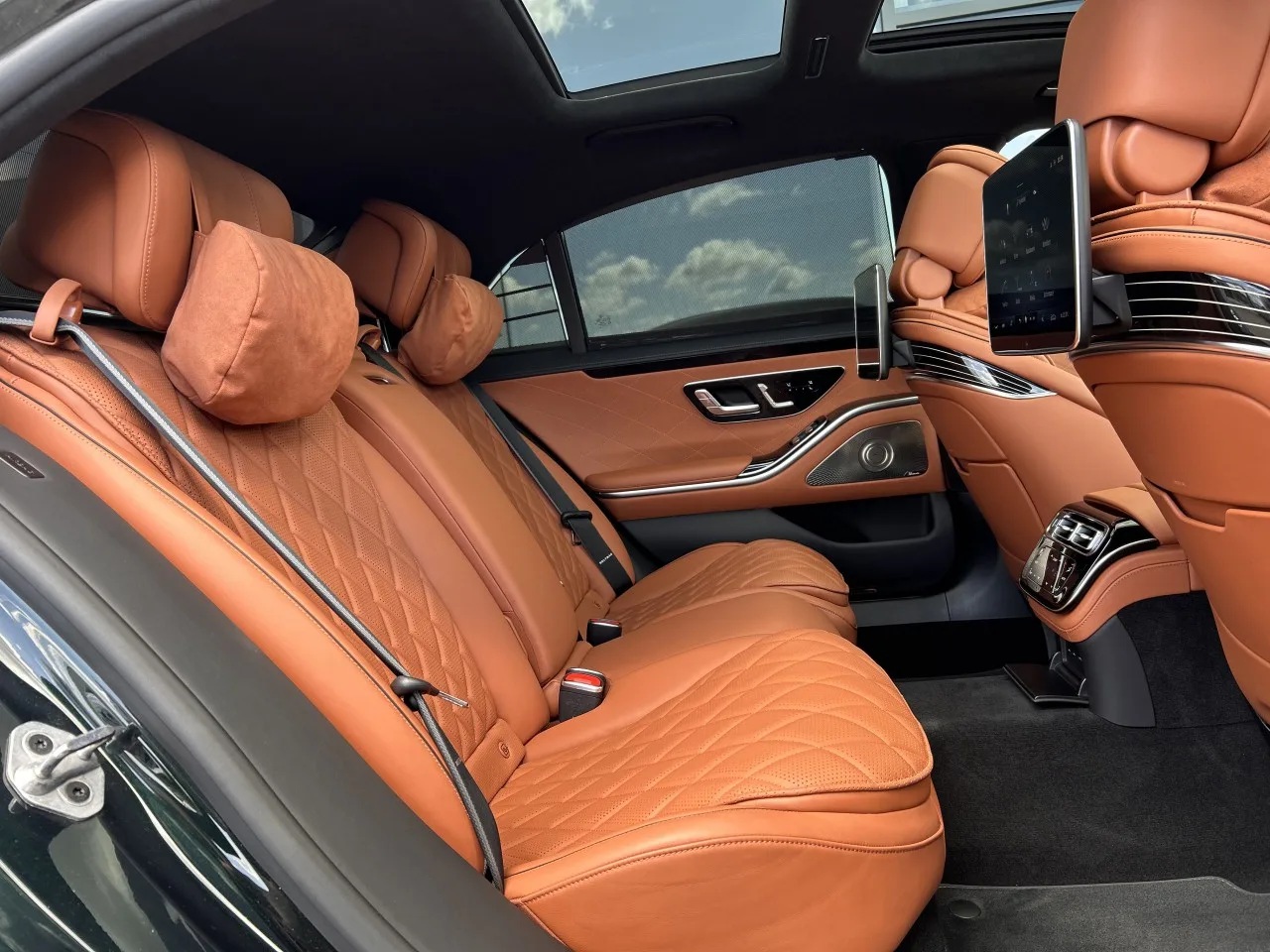 2022 Mercedes-Benz S 580 4MATIC, long proposée par un concessionnaire spécialisé à Písek, Tchéquie, photo 29 sur 40