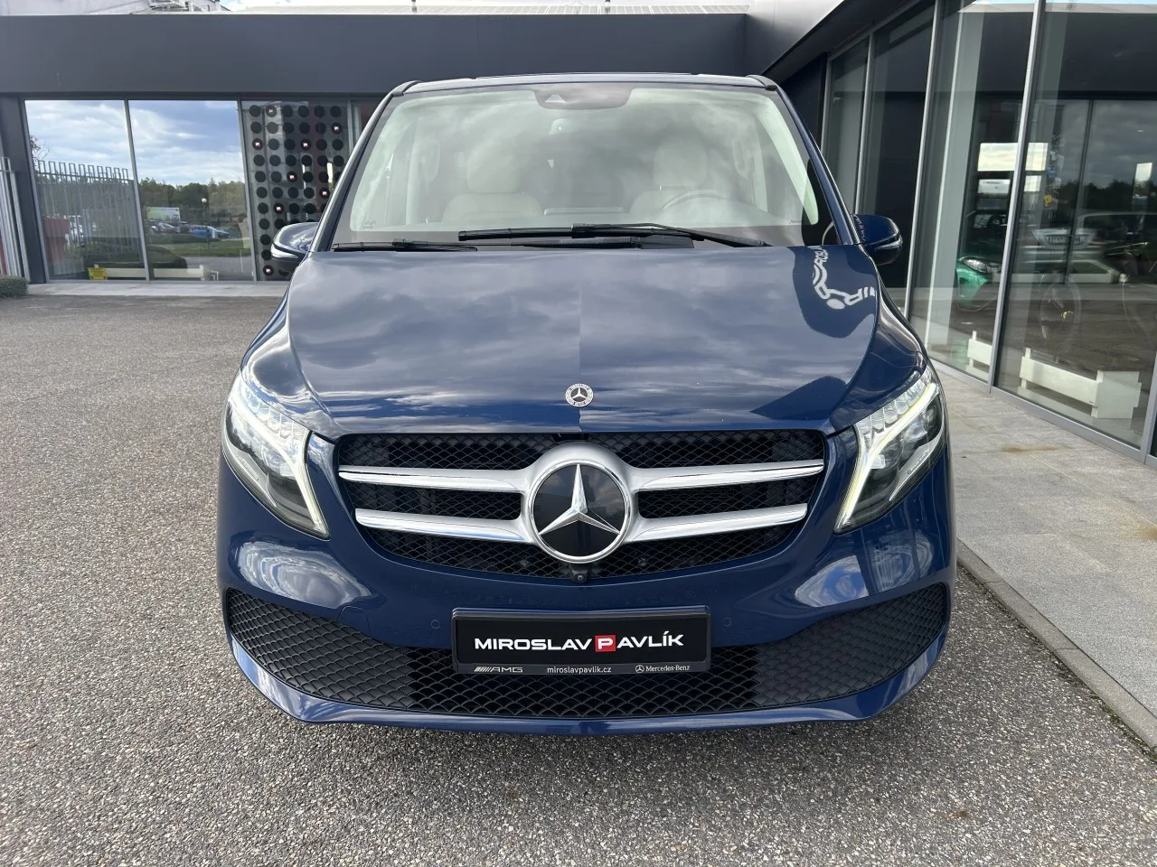 2022 Mercedes-Benz V 220 d, 2/28