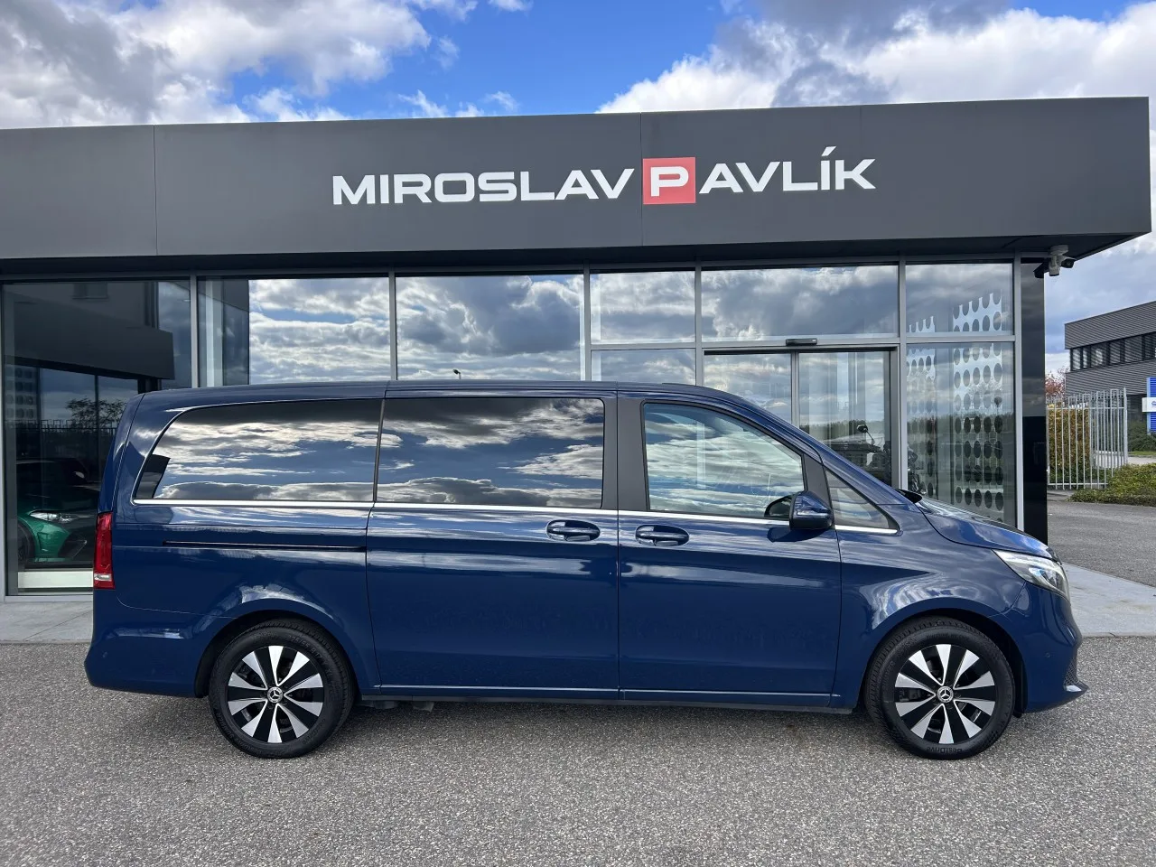 2022 Mercedes-Benz V 220 d, 4/28