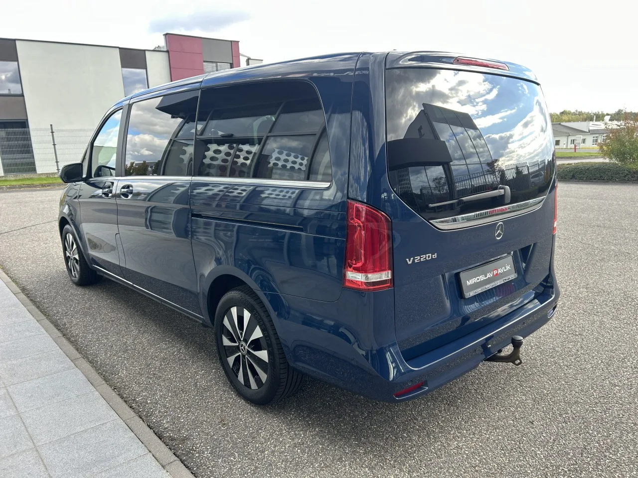 2022 Mercedes-Benz V 220 d, 7/28